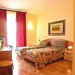 Bed & Breakfast Aurora