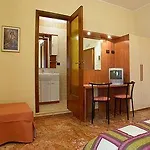 Couette-café Aurora 3*