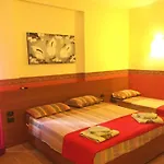 Couette-café Aurora 3*