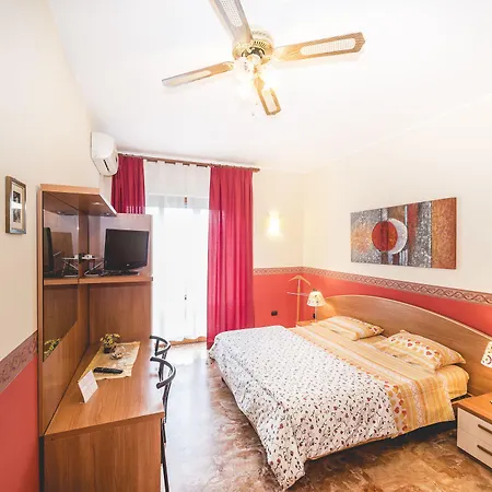 Aurora Couette-café 4*