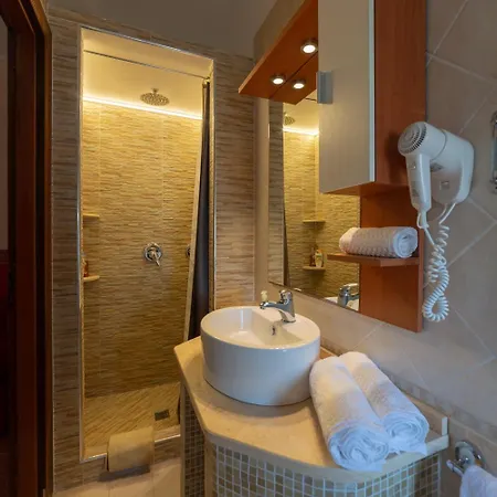 Aurora Couette-café Lecce